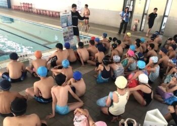 臺南市積極推動游泳教學 持續提升學生自救與游泳能力 臺南市積極推動游泳教學 持續提升學生自救與游泳能力