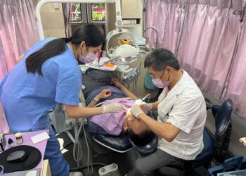 守護無牙醫地長者口腔健康 南市衛生局結合健保署 持續辦理偏鄉巡迴口腔服務 守護無牙醫地長者口腔健康 南市衛生局結合健保署 持續辦理偏鄉巡迴口腔服務