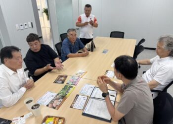 臺南市政府體育局陳良乾局長赴南韓拜會橄欖球協會及田徑協會 推動國際體育交流打造運動新藍圖 臺南市政府體育局陳良乾局長赴南韓拜會橄欖球協會及田徑協會 推動國際體育交流打造運動新藍圖