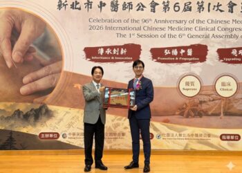 中醫學研究之光！高雄長庚蔡明諺部主任榮獲「中醫師華佗醫療奉獻獎」 以實證醫學推動中西整合　讓台灣中醫走向國際