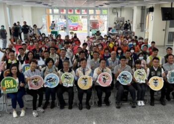 市長帶隊總動員，雨後孳清呼乾啦！