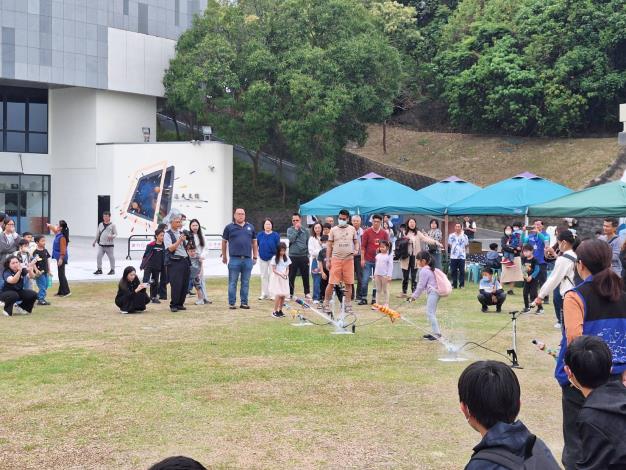 賞月慶國慶 南瀛天文館雙節優惠登場 邀您同遊星空