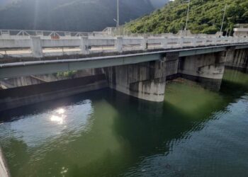 堰塞湖非人工填築土石壩,為防止災害發生,監測及疏散是保全民眾生命安全重要措施 堰塞湖非人工填築土石壩,為防止災害發生,監測及疏散是保全民眾生命安全重要措施