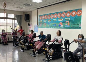 臺南市佳里區銀髮健身俱樂部開幕囉! 臺南市佳里區銀髮健身俱樂部開幕囉!