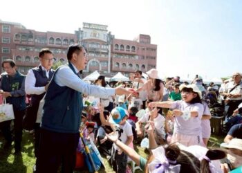 快樂放電日！2025臺南市親子童樂會於曾文市政願景園區閃亮登場 市長黃偉哲與親子同樂 共創歡樂回憶