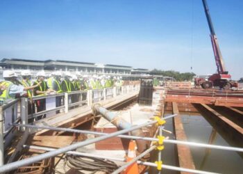 成大土木系參訪安平漁港跨港大橋工程 深化工程實務與廉政視野