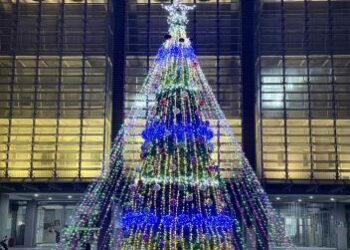11/29幸福臺南．耶誕點燈  民治市民廣場首度飄雪
