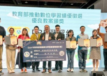 引領自主學習潮流 南市數位學習精進重點學校公開觀議課精彩登場 引領自主學習潮流 南市數位學習精進重點學校公開觀議課精彩登場