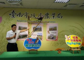 推動猛禽棲架生物防治 打造永續友善農地 推動猛禽棲架生物防治 打造永續友善農地