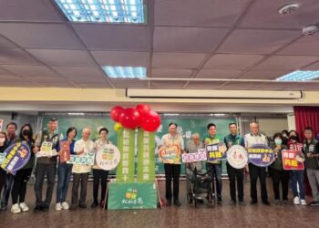 南巿社會局松柏學苑四十週年 黃偉哲讚許樂齡學習活躍老化