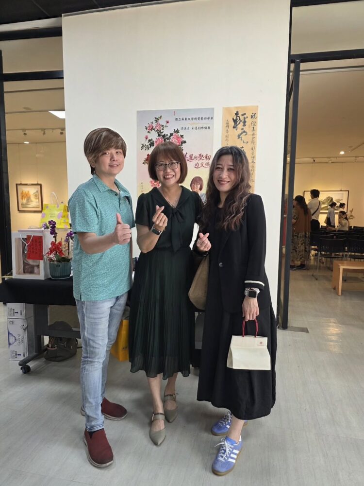 《美麗與堅韌的交織》梁美月碩士畢業創作展 以彩墨書寫客家文化之美 《美麗與堅韌的交織》梁美月碩士畢業創作展 以彩墨書寫客家文化之美