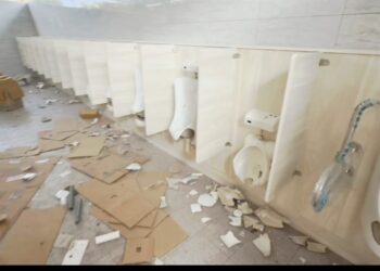 茄萣公園公廁毀損案 湖內警擴大偵辦 茄萣公園公廁毀損案 湖內警擴大偵辦