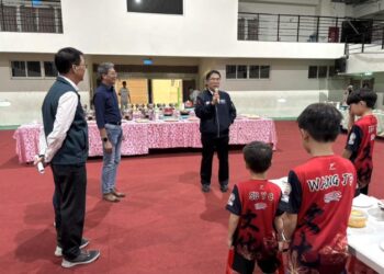 南市文化國小羽球隊全國國小盃雙冠封王 為臺南寫下榮耀篇章 南市文化國小羽球隊全國國小盃雙冠封王 為臺南寫下榮耀篇章