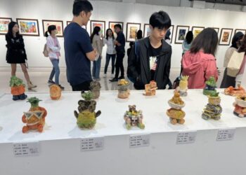 「臺南遊藝氣X藝開罐．Cheers」 新市區國中小美術藝才班47位畢業生310件作品在新港社地方文化館盛大展出