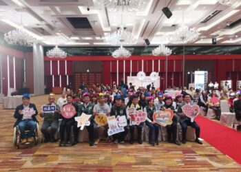 台南市表揚傑出身心障礙者及服務人員 天主教台南教區林吉男等29人獲黃偉哲贈獎恭賀 台南市表揚傑出身心障礙者及服務人員 天主教台南教區林吉男等29人獲黃偉哲贈獎恭賀