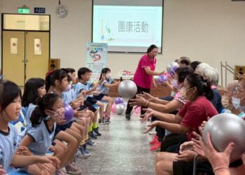 連結祖孫情感　臺南市家庭教育中心打造世代共學新風貌