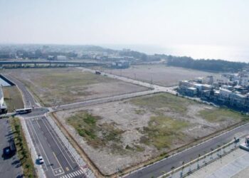 「臺南市喜樹灣裡市地重劃、代辦區外灣1滯洪池及抽水站工程」完工啟用，帶動南區新氣象，提升喜灣防洪力