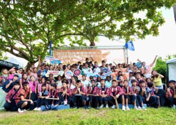 浪世界看見臺灣　屏東佳樂水躍上國際舞臺