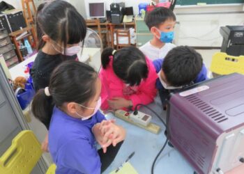 深耕能源教育 實踐零碳願景 南市博愛國小打造永續校園 獲標竿學校 深耕能源教育 實踐零碳願景 南市博愛國小打造永續校園 獲標竿學校