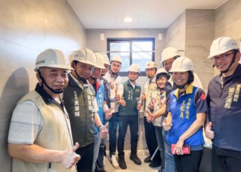 視察永康區宜居成功臺南公宅新建工程，黃偉哲：明年下半年度可入住