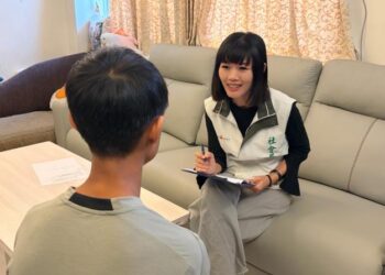 0206震災十週年 黃偉哲:讓災後關懷延伸為日常支持 0206震災十週年 黃偉哲:讓災後關懷延伸為日常支持