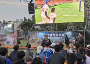 2026WBC世界棒球經典賽熱血登場 市長攜手市民齊聚廣場應援喝采