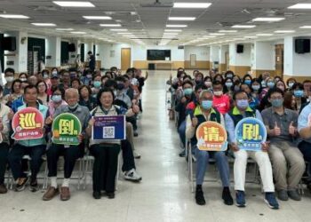 驚蟄降雨，黃偉哲市長提醒把握雨後黃金週「巡、倒、清、刷」落實環境孳清，4月1日起查獲孑孓將會受罰！