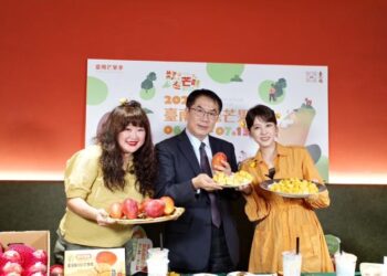 市長黃偉哲同框”我的婆婆2”蘇秉愛推薦臺南精品芒果預購600箱熱銷一空