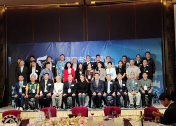 副總統出席臺南市總工業會創會50週年慶祝大會　感謝長期為臺灣工業努力