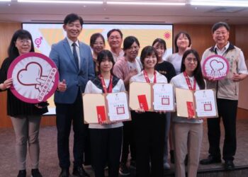 「志」在臺南-青少年志工展現影響力-臺南市副市長葉澤山表揚「台新青少年志工菁英獎」得主