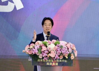 國家智慧機器人研究中心落腳沙崙正式揭牌 中央、地方攜手啟動臺南「機器人金三角」邁向智慧科技島新里程碑