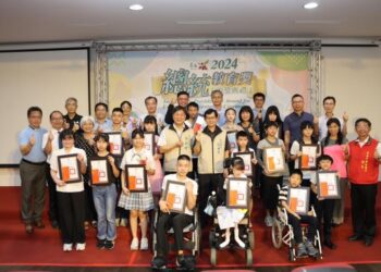 「展現生命的韌度，越挫越勇的臺南囡仔」-南市府頒獎表揚2024總統教育獎得主