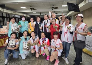 感謝台南市傳愛關懷協會端午傳愛活動捐贈本區低收入戶及獨居老人