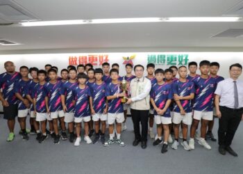 南市基層選手優異表現再傳捷報 6校選手齊聚獻獎市長遞祝福