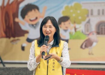 旗山區長莊家柔出席　華山旗山站15週年服務再升級