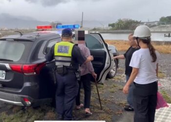 鳳凰颱風逼近　枋警迅速動員協助撤離