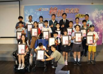 克服逆境展現生命力 副市長葉澤山表揚17位臺南市2026總統教育獎獲獎學生
