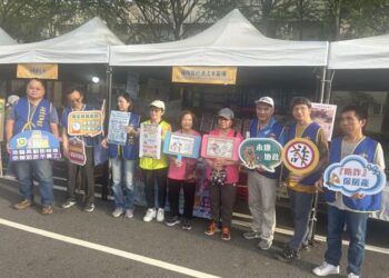 龍舟競渡熱鬧開划　財稅局租稅宣導、反賄選一起上場