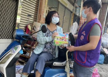 黑夜到微光 「世界善意日」人安伴窮苦不打烊 黑夜到微光 「世界善意日」人安伴窮苦不打烊