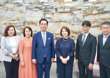 屏東城市外交再添成果 周春米接見日本山口縣議會訪團 屏東城市外交再添成果 周春米接見日本山口縣議會訪團