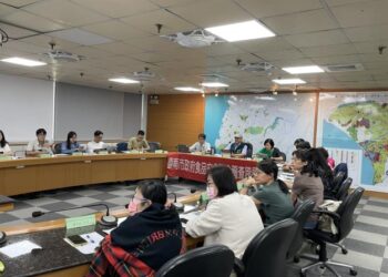 南市召開食安會議,強化食品源頭至末端管理機制,建構食安防護網! 南市召開食安會議,強化食品源頭至末端管理機制,建構食安防護網!