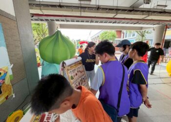 “拼”出健康力!下營創意戒檳拼圖掀起互動熱潮 “拼”出健康力!下營創意戒檳拼圖掀起互動熱潮