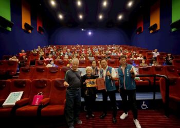 屏東郵局樂齡運動-郵聚樂齡,防詐同行 觀影活動熱鬧登場 屏東郵局樂齡運動-郵聚樂齡,防詐同行 觀影活動熱鬧登場