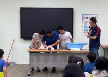 家務體驗學感恩 親子共築幸福家庭!南市家庭教育中心「創意生活營」溫馨翻轉親子日常