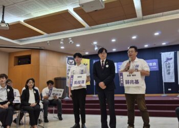 台灣前進陣線推薦引發熱議 薛兆基:推薦不是榮耀時刻,而是責任開始 台灣前進陣線推薦引發熱議 薛兆基:推薦不是榮耀時刻,而是責任開始