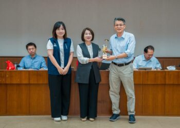 「四重溪溫泉季」獲倫敦設計獎金獎 屏東之美推向世界 「四重溪溫泉季」獲倫敦設計獎金獎 屏東之美推向世界