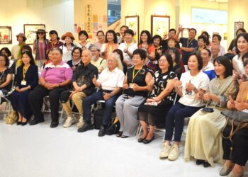 《極藝弄彩》 高雄市書畫學會會員聯展 《極藝弄彩》 高雄市書畫學會會員聯展