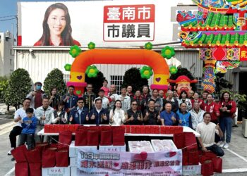 德財宮三年走遍全台財神廟 歲末送暖助弱勢家庭過好年 德財宮三年走遍全台財神廟 歲末送暖助弱勢家庭過好年