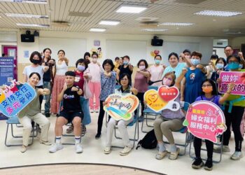 南市社會局婦女中心女性體壇影像巡展 黃偉哲邀請大家為女性運動員喝采