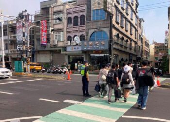 屏縣警局公布交通疏導全攻略 全力守護端午平安旅程 屏縣警局公布交通疏導全攻略 全力守護端午平安旅程